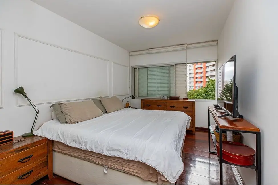 Apartamento com 4 quartos à venda, 222m2 em Vila Andrade, São Paulo - SP - imagem 3 Foto 3 de Apartamento com 4 quartos à venda, 222m2 em Vila Andrade, São Paulo - SP