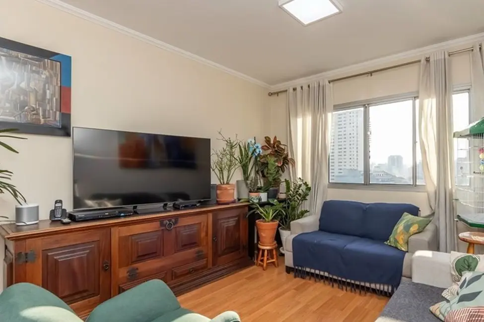 Apartamento com 3 quartos à venda, 84m2 em Aclimação, São Paulo - SP - imagem 1 Foto 1 de Apartamento com 3 quartos à venda, 84m2 em Aclimação, São Paulo - SP