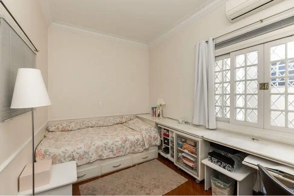 Casa de Condomínio com 4 quartos à venda, 400m2 em Jardim Paulistano, São Paulo - SP - imagem 9 Foto 9 de Casa de Condomínio com 4 quartos à venda, 400m2 em Jardim Paulistano, São Paulo - SP
