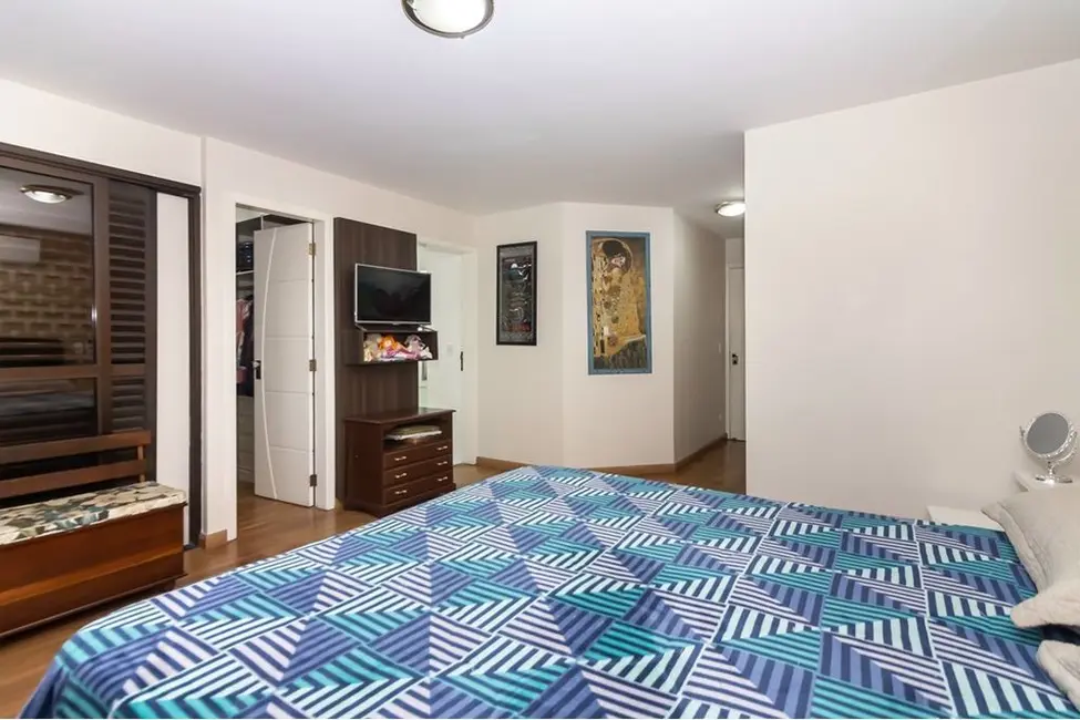 Foto 8 de Apartamento com 5 quartos à venda, 254m2 em São Paulo - SP