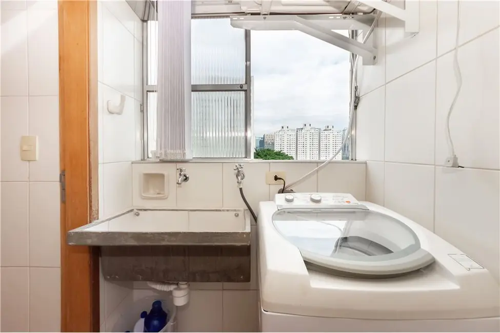 Apartamento com 2 quartos à venda, 70m2 em Vila Nova Conceição, São Paulo - SP - imagem 5 Foto 5 de Apartamento com 2 quartos à venda, 70m2 em Vila Nova Conceição, São Paulo - SP