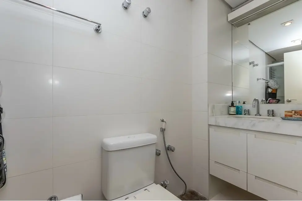 Foto 3 de Apartamento com 2 quartos à venda, 121m2 em Cerqueira César, São Paulo - SP
