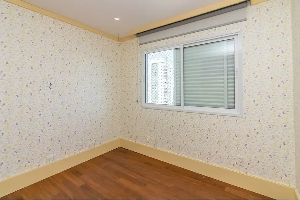 Apartamento com 3 quartos à venda, 134m2 em Moema, São Paulo - SP - imagem 8 Foto 8 de Apartamento com 3 quartos à venda, 134m2 em Moema, São Paulo - SP