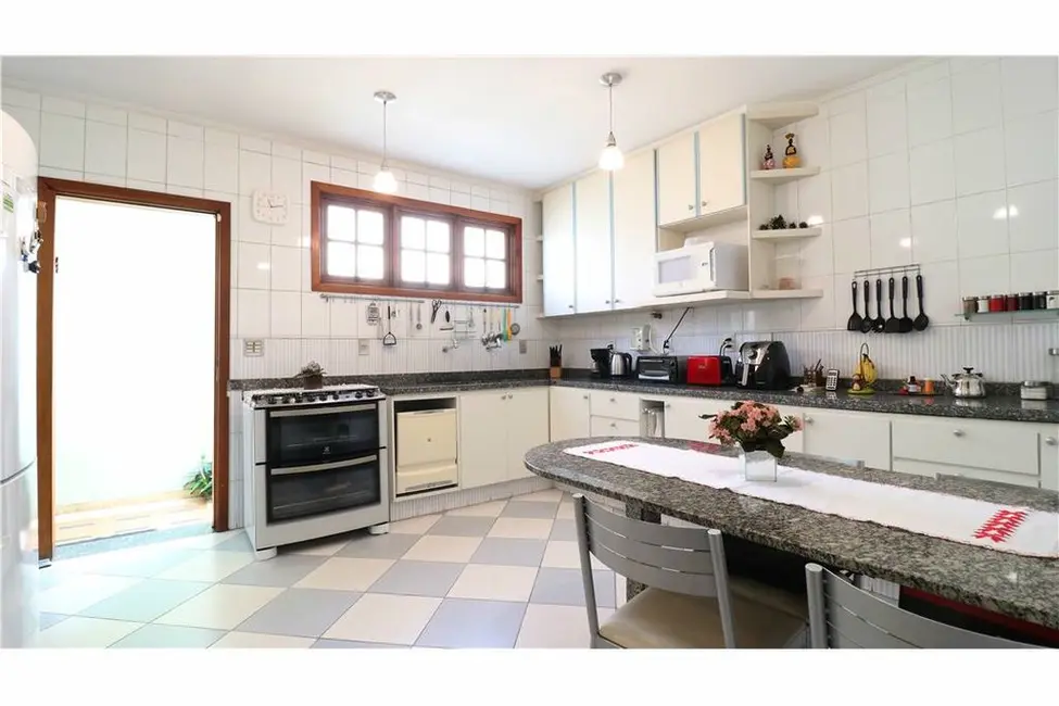 Foto 5 de Casa de Condomínio com 3 quartos à venda, 181m2 em Jardim Aeroporto, São Paulo - SP