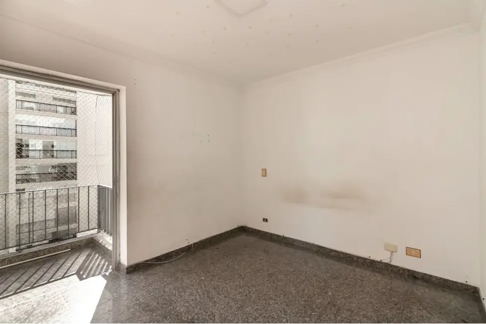 Apartamento com 4 quartos à venda, 169m2 em Moema, São Paulo - SP - imagem 3 Foto 3 de Apartamento com 4 quartos à venda, 169m2 em Moema, São Paulo - SP