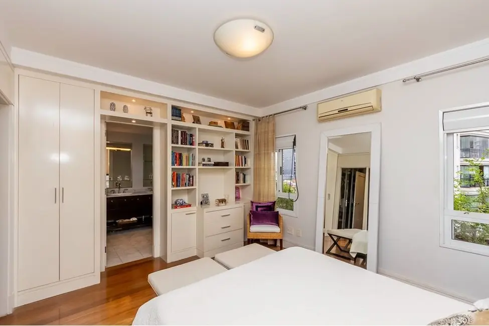 Foto 5 de Apartamento com 3 quartos à venda, 243m2 em Vila Uberabinha, São Paulo - SP