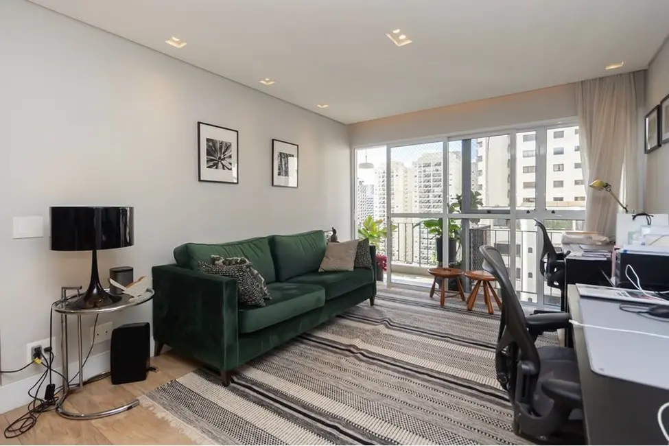 Apartamento com 4 quartos à venda, 169m2 em Moema, São Paulo - SP - imagem 1 Foto 1 de Apartamento com 4 quartos à venda, 169m2 em Moema, São Paulo - SP
