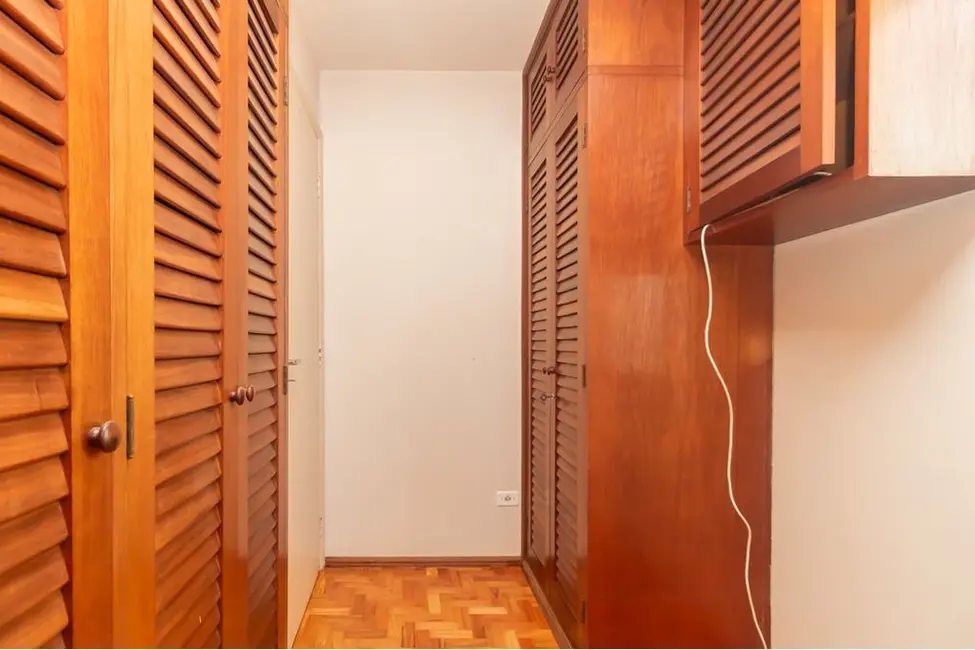 Apartamento com 2 quartos à venda, 82m2 em Moema, São Paulo - SP - imagem 3 Foto 3 de Apartamento com 2 quartos à venda, 82m2 em Moema, São Paulo - SP