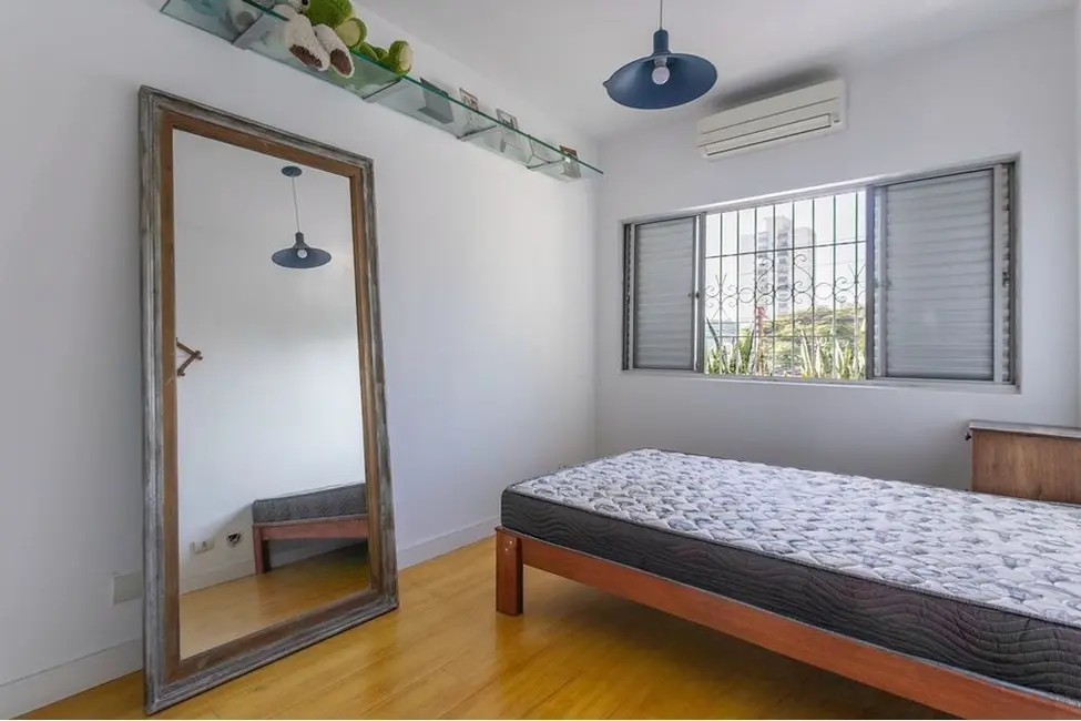 Foto 2 de Casa de Condomínio com 3 quartos à venda, 179m2 em Campo Belo, São Paulo - SP