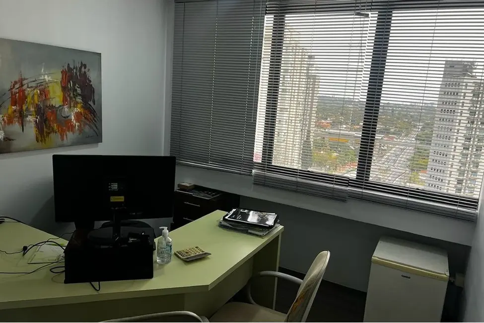 Sala Comercial à venda, 135m2 em Campo Belo, São Paulo - SP - imagem 2 Foto 2 de Sala Comercial à venda, 135m2 em Campo Belo, São Paulo - SP