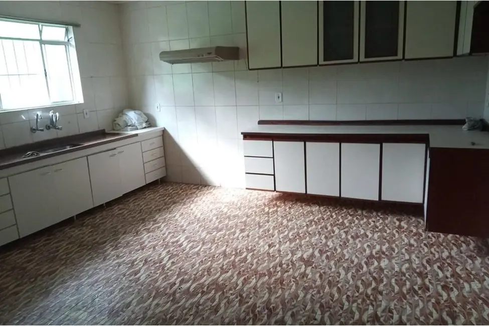 Foto 4 de Casa de Condomínio com 2 quartos à venda, 135m2 em Jardim Itacolomi, São Paulo - SP