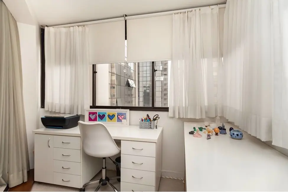 Apartamento com 3 quartos à venda, 112m2 em Moema, São Paulo - SP - imagem 6 Foto 6 de Apartamento com 3 quartos à venda, 112m2 em Moema, São Paulo - SP