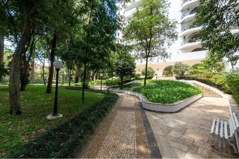 Apartamento com 4 quartos à venda, 240m2 em Santo Amaro, São Paulo - SP - imagem 4 Foto 4 de Apartamento com 4 quartos à venda, 240m2 em Santo Amaro, São Paulo - SP