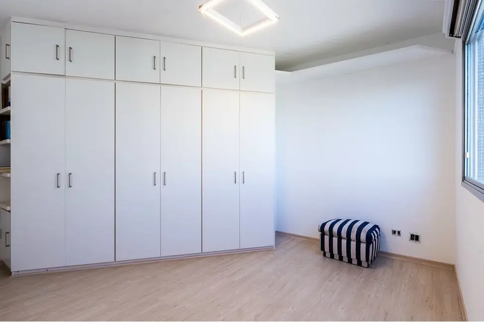 Apartamento com 4 quartos à venda, 198m2 em Vila Suzana, São Paulo - SP - imagem 7 Foto 7 de Apartamento com 4 quartos à venda, 198m2 em Vila Suzana, São Paulo - SP