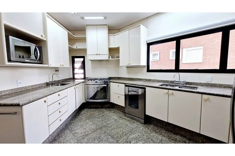 Foto 6 de Apartamento com 4 quartos à venda, 380m2 em Morumbi, São Paulo - SP