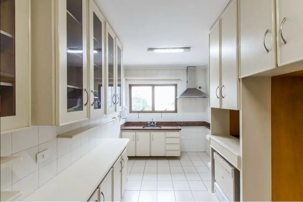 Apartamento com 3 quartos à venda, 186m2 em Campo Belo, São Paulo - SP - imagem 6 Foto 6 de Apartamento com 3 quartos à venda, 186m2 em Campo Belo, São Paulo - SP