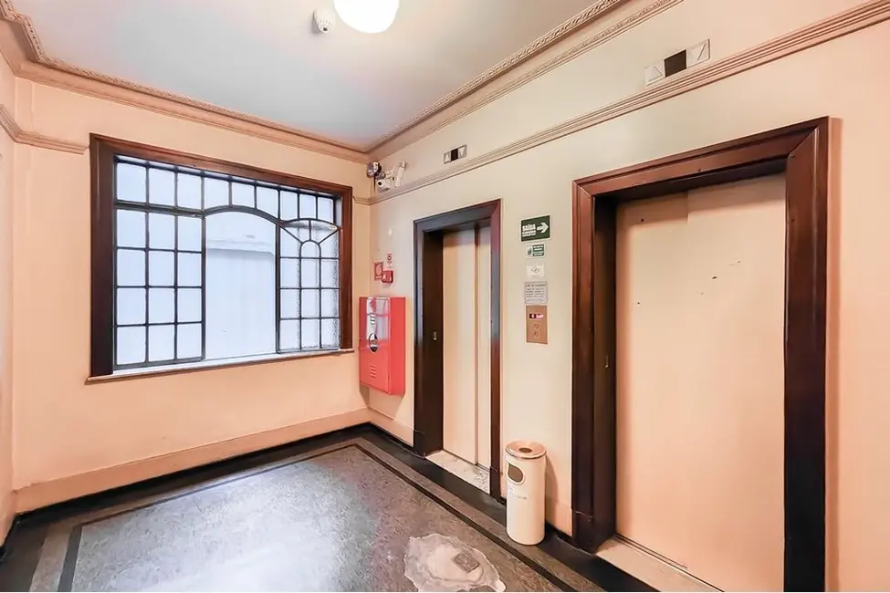 Foto 9 de Sala Comercial à venda, 200m2 em República, São Paulo - SP