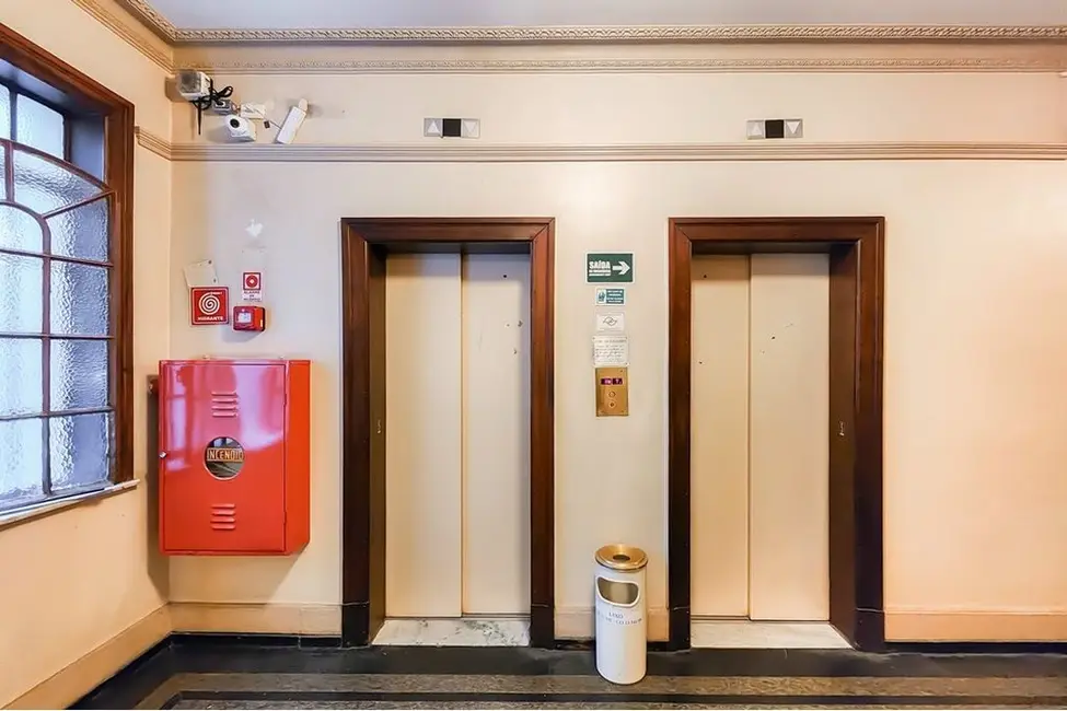 Foto 8 de Sala Comercial à venda, 200m2 em República, São Paulo - SP