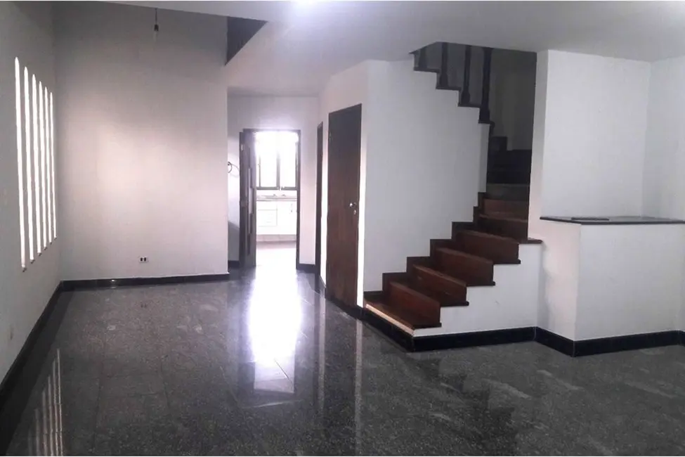 Casa de Condomínio com 3 quartos à venda, 248m2 em Vila Ivone, São Paulo - SP - imagem 1 Foto 1 de Casa de Condomínio com 3 quartos à venda, 248m2 em Vila Ivone, São Paulo - SP