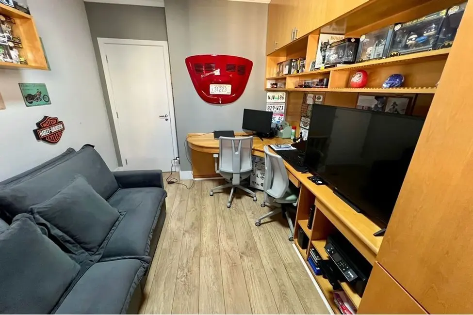 Foto 9 de Apartamento com 3 quartos à venda, 176m2 em Vila Suzana, São Paulo - SP