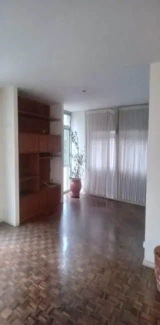Foto 8 de Apartamento com 3 quartos para alugar, 216m2 em Cerqueira César, São Paulo - SP