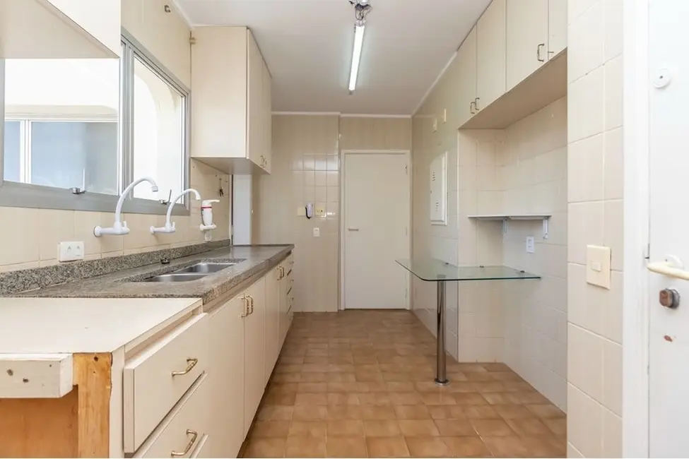 Apartamento com 3 quartos à venda, 95m2 em Moema, São Paulo - SP - imagem 4 Foto 4 de Apartamento com 3 quartos à venda, 95m2 em Moema, São Paulo - SP