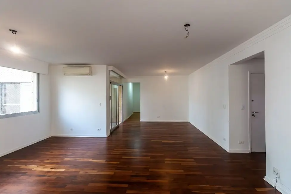 Foto 9 de Apartamento com 3 quartos para alugar, 160m2 em Itaim Bibi, São Paulo - SP
