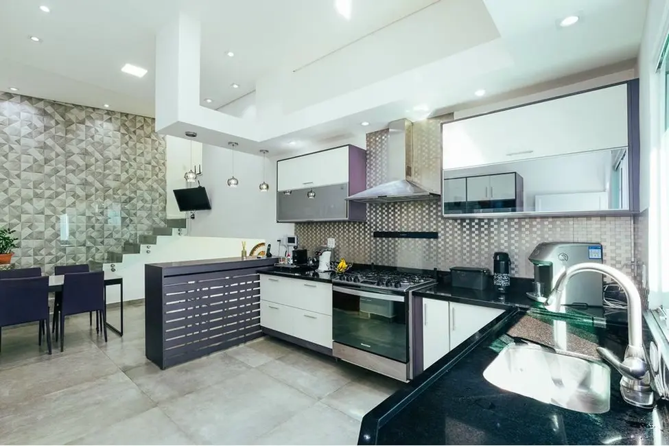 Casa de Condomínio com 4 quartos à venda, 340m2 em Jardim Pacaembu, Jundiai - SP - imagem 6 Foto 6 de Casa de Condomínio com 4 quartos à venda, 340m2 em Jardim Pacaembu, Jundiai - SP