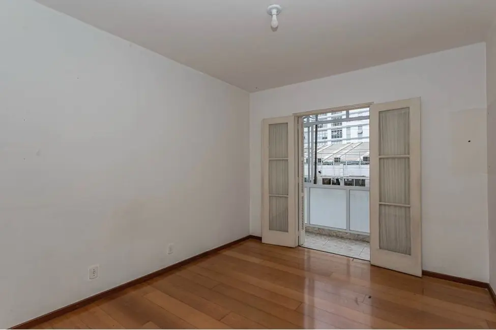 Foto 9 de Apartamento com 3 quartos à venda, 146m2 em Higienópolis, São Paulo - SP