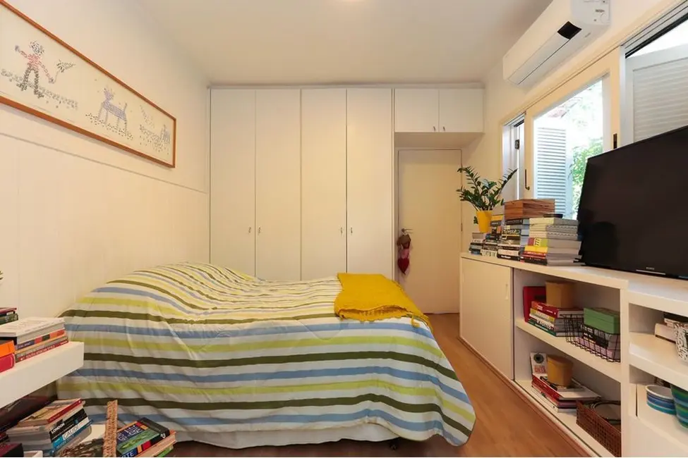 Foto 2 de Casa de Condomínio com 3 quartos à venda, 155m2 em Campo Belo, São Paulo - SP