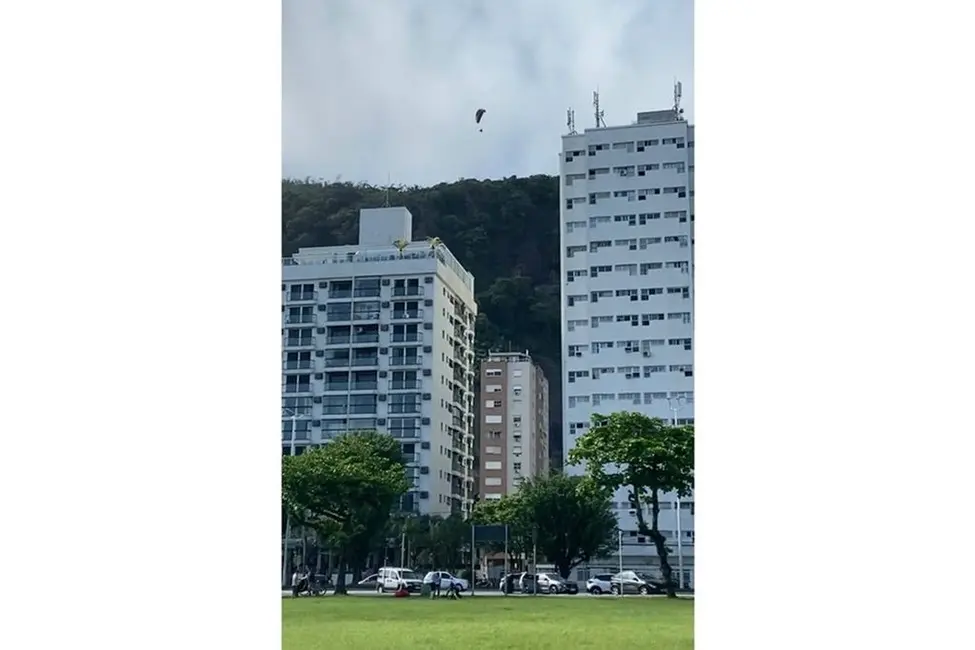 Apartamento com 1 quarto à venda, 48m2 em Itararé, Sao Vicente - SP - imagem 3 Foto 3 de Apartamento com 1 quarto à venda, 48m2 em Itararé, Sao Vicente - SP