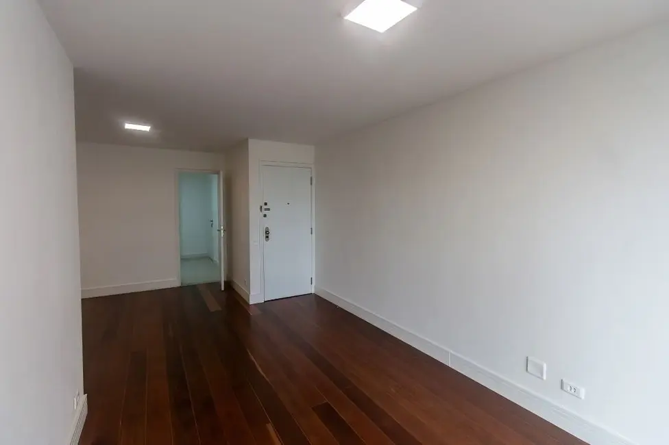 Foto 3 de Apartamento com 3 quartos para alugar, 172m2 em Vila Nova Conceição, São Paulo - SP