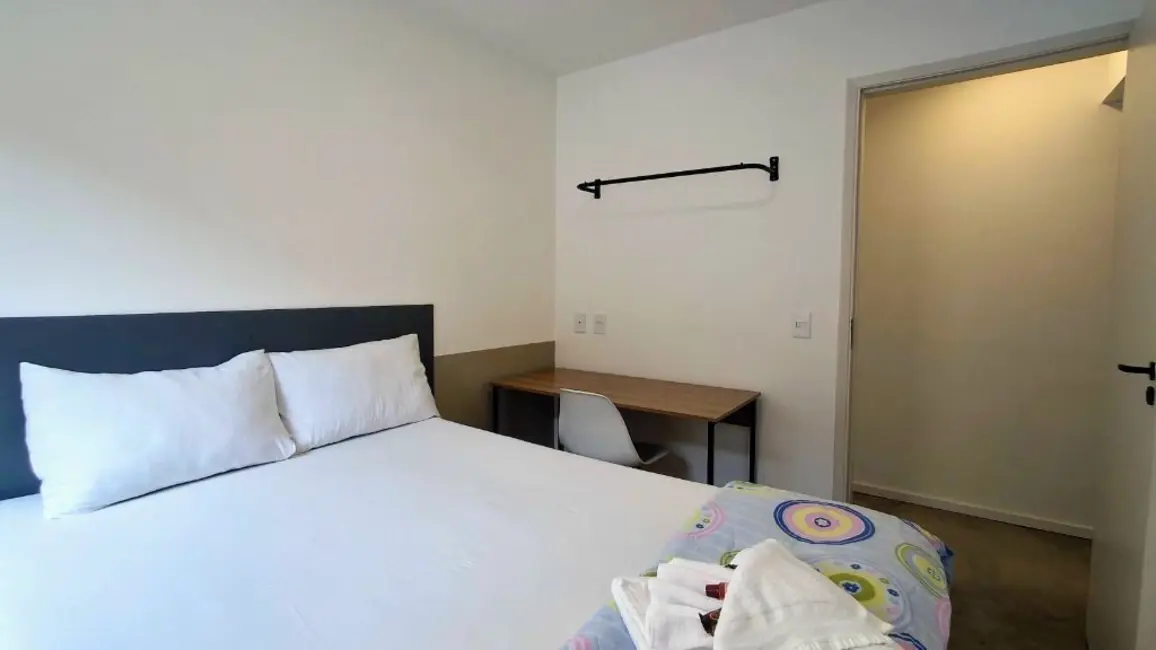 Foto 2 de Apartamento com 2 quartos à venda, 65m2 em Pinheiros, São Paulo - SP