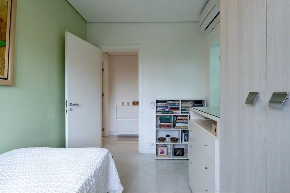 Foto 9 de Apartamento com 4 quartos à venda, 157m2 em Vila Suzana, São Paulo - SP