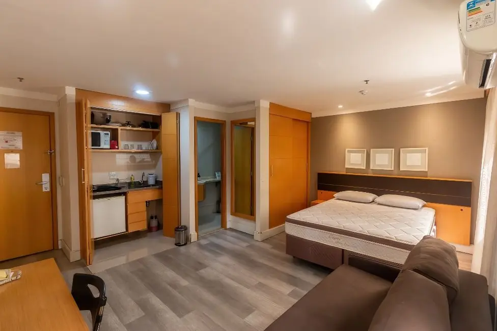 Loft / Flat com 1 quarto à venda, 68m2 em Cidade Jardim, São Paulo - SP - imagem 3 Foto 3 de Loft / Flat com 1 quarto à venda, 68m2 em Cidade Jardim, São Paulo - SP