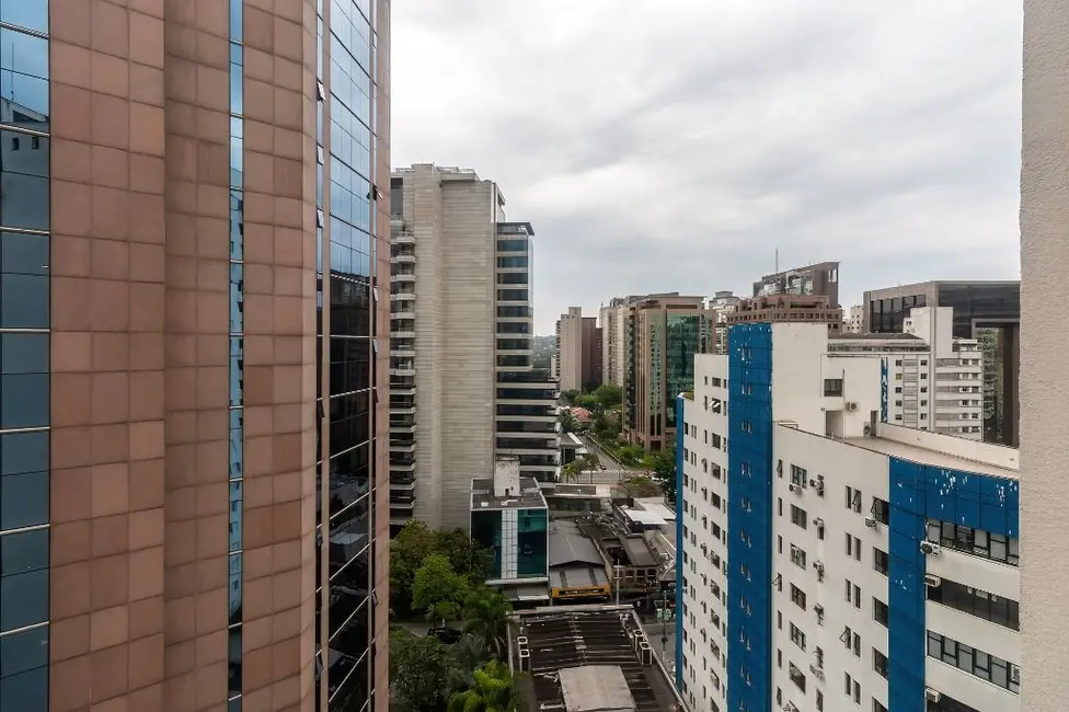 Foto 9 de Apartamento com 3 quartos para alugar, 186m2 em Itaim Bibi, São Paulo - SP