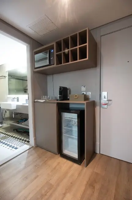 Foto 3 de Loft / Flat com 1 quarto à venda, 30m2 em Vila Nova Conceição, São Paulo - SP