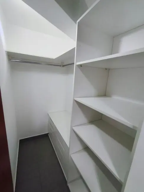 Apartamento com 1 quarto à venda, 56m2 em Vila Nova Conceição, São Paulo - SP - imagem 9 Foto 9 de Apartamento com 1 quarto à venda, 56m2 em Vila Nova Conceição, São Paulo - SP