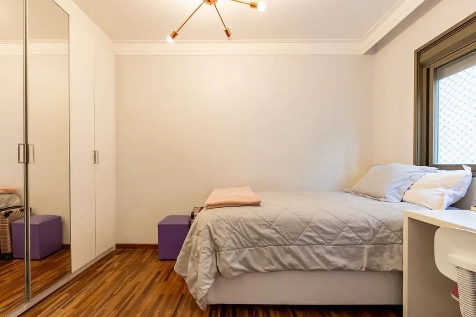Apartamento com 3 quartos à venda, 193m2 em Moema, São Paulo - SP - imagem 4 Foto 4 de Apartamento com 3 quartos à venda, 193m2 em Moema, São Paulo - SP