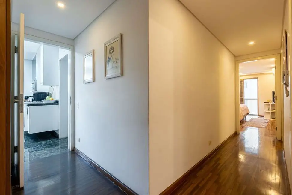 Apartamento com 3 quartos à venda, 193m2 em Moema, São Paulo - SP - imagem 6 Foto 6 de Apartamento com 3 quartos à venda, 193m2 em Moema, São Paulo - SP