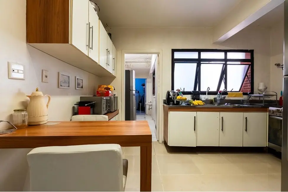 Apartamento com 3 quartos à venda, 132m2 em Vila Madalena, São Paulo - SP - imagem 9 Foto 9 de Apartamento com 3 quartos à venda, 132m2 em Vila Madalena, São Paulo - SP