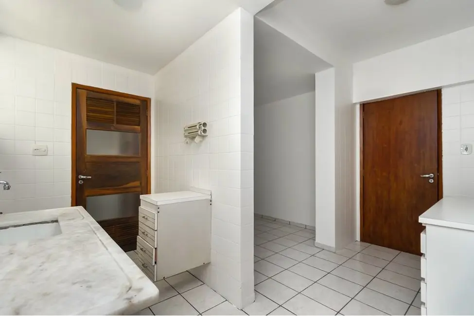 Apartamento com 2 quartos à venda, 82m2 em Vila Nova Conceição, São Paulo - SP - imagem 9 Foto 9 de Apartamento com 2 quartos à venda, 82m2 em Vila Nova Conceição, São Paulo - SP