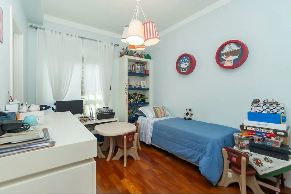 Apartamento com 3 quartos à venda, 159m2 em Aclimação, São Paulo - SP - imagem 5 Foto 5 de Apartamento com 3 quartos à venda, 159m2 em Aclimação, São Paulo - SP