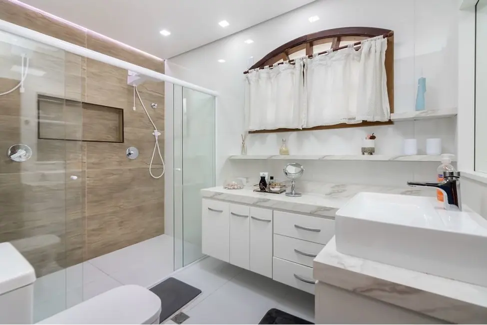 Foto 2 de Casa de Condomínio com 3 quartos à venda, 223m2 em Jardim Virginia Bianca, São Paulo - SP