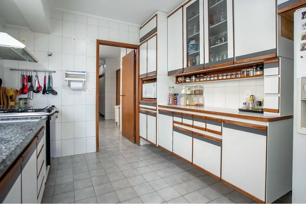 Foto 2 de Apartamento com 3 quartos à venda, 192m2 em Aclimação, São Paulo - SP