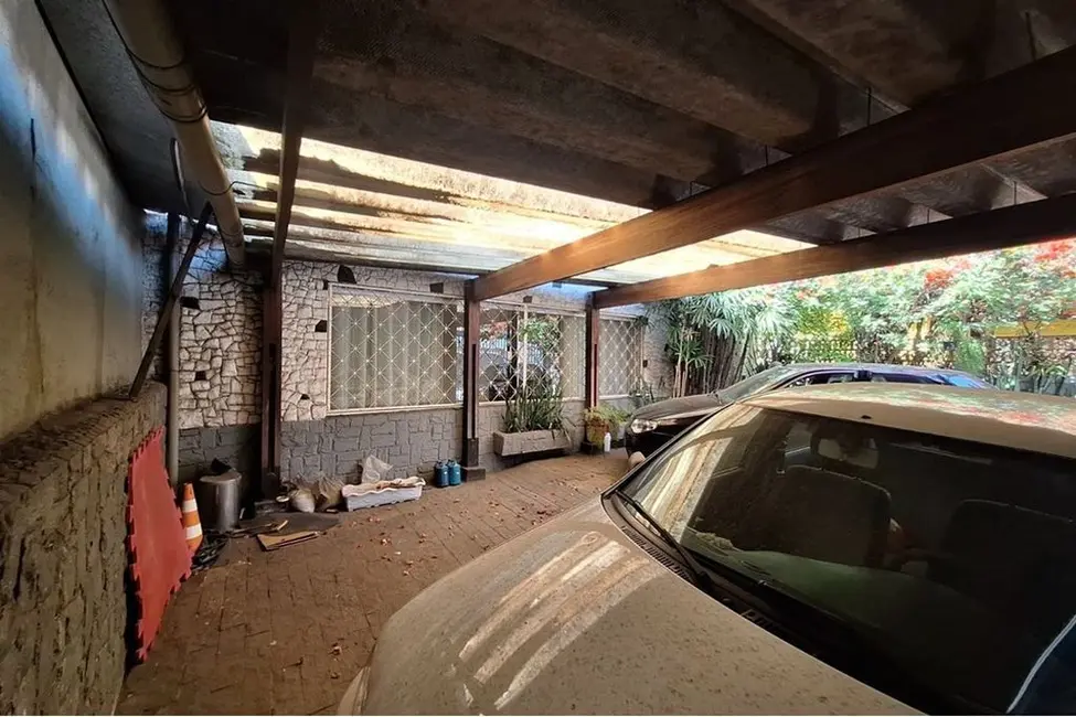 Foto 2 de Terreno / Lote à venda, 345m2 em Vila Vitório Mazzei, São Paulo - SP