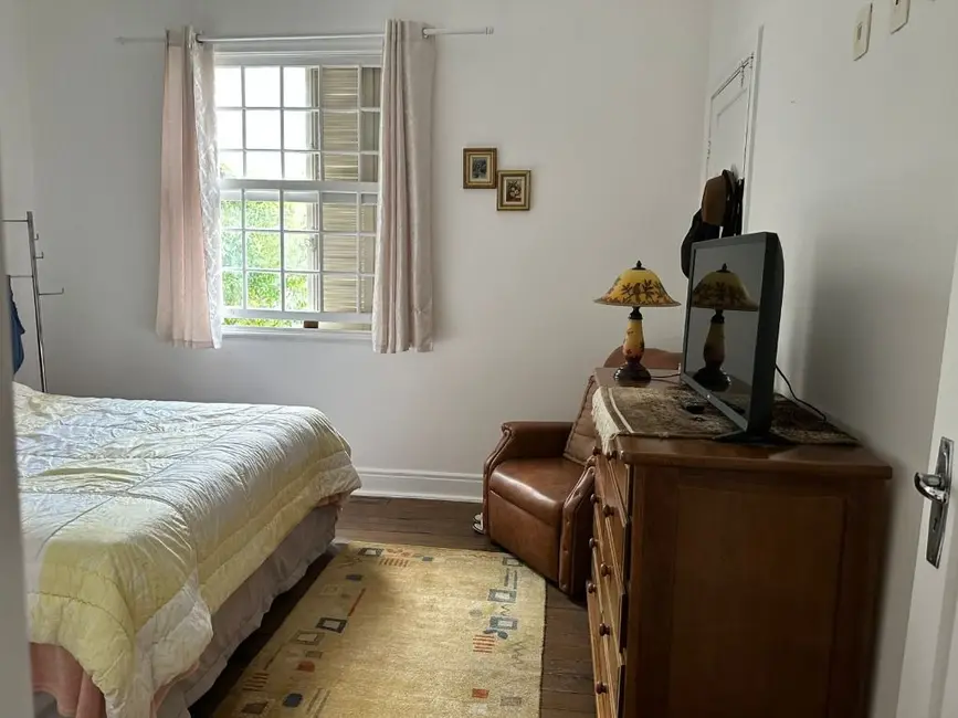 Foto 6 de Casa com 5 quartos à venda, 220m2 em Liberdade, São Paulo - SP