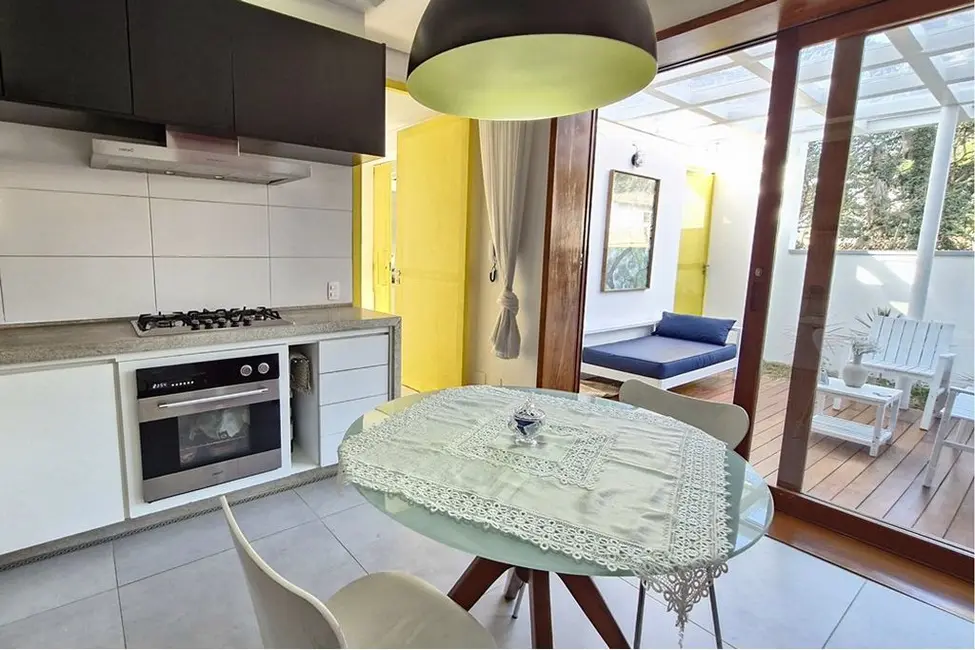 Foto 3 de Casa de Condomínio com 3 quartos à venda, 315m2 em Jardim Prudência, São Paulo - SP