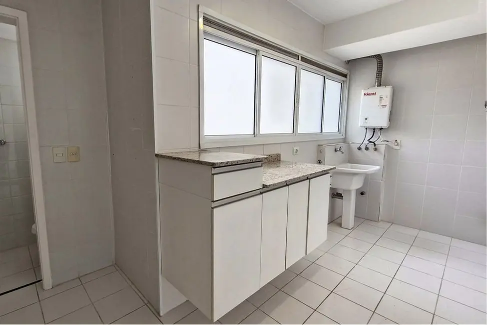 Apartamento com 3 quartos à venda, 124m2 em Vila Andrade, São Paulo - SP - imagem 3 Foto 3 de Apartamento com 3 quartos à venda, 124m2 em Vila Andrade, São Paulo - SP