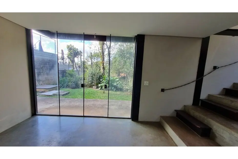 Foto 2 de Casa de Condomínio com 2 quartos à venda, 211m2 em Jardim Indaiá, Embu Das Artes - SP